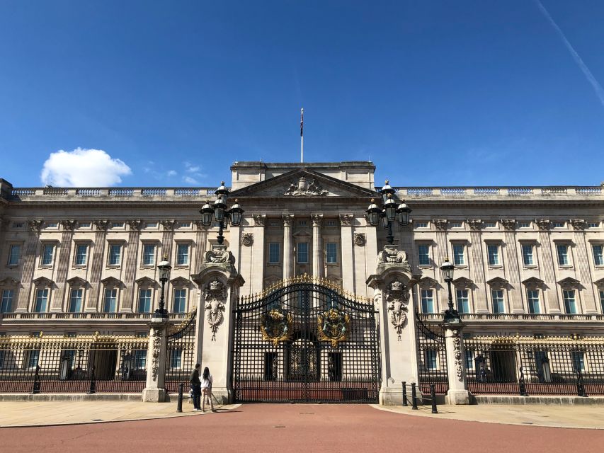 London: Buckingham Palace Entry Ticket & Royal Walking Tour - Important Visitor Information