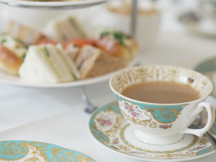 London: Royal Neighbourhood Walk & Luxury High Tea - Afternoon Tea Details