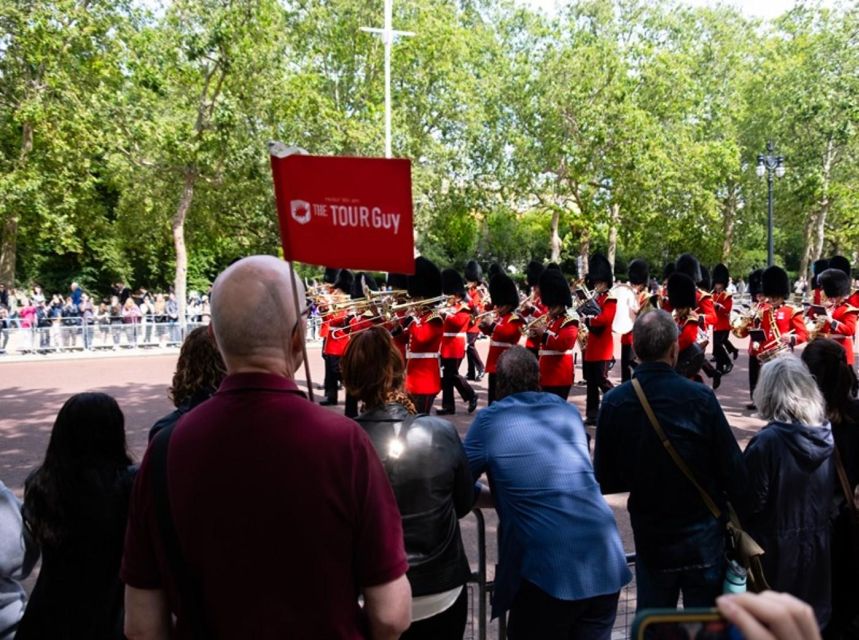 London: Westminster Abbey, Tower of London and Boat Tour - Changing of the Guard Ceremony