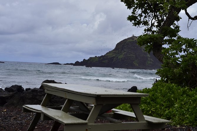 Maui Shore Excursion : Road to Hana Tour From Kaanapali - Meeting and Pickup Information