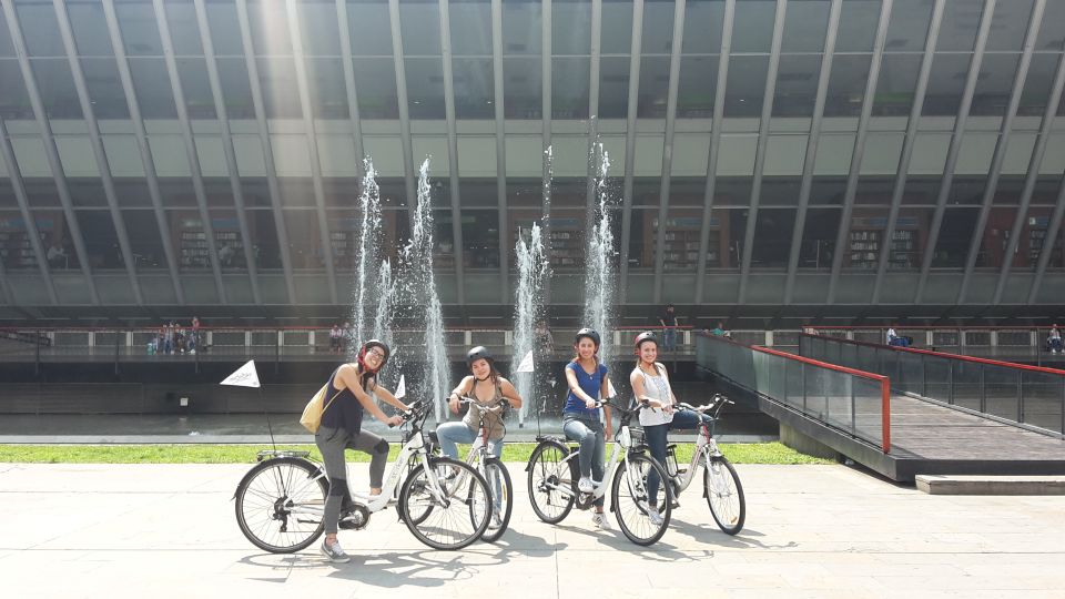 Medellin: Guided City E-Bike Tour - Sustainable Travel Experience