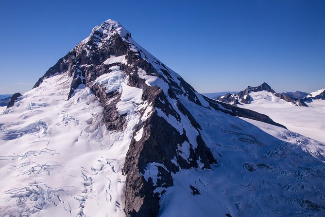 Milford Sound Glacier Flight & Cruise From Wanaka - Meeting and Pickup Information