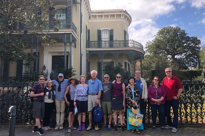 New Orleans Garden District Architecture Tour - Historic Mansions to Explore