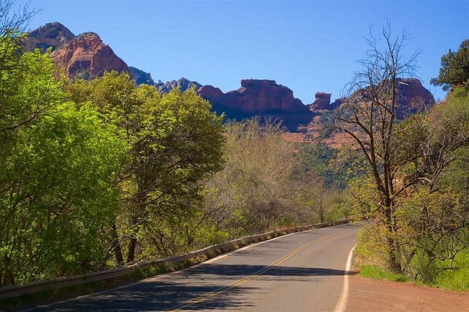 Oak Creek Canyon Pavement Jeep Tour in Sedona - Scenic Photography Opportunities