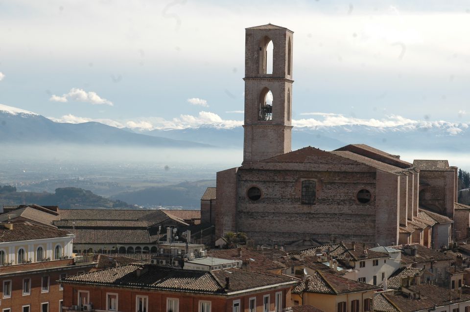 Perugia 2–Hour Small Group Walking Tour - Inclusions and Benefits