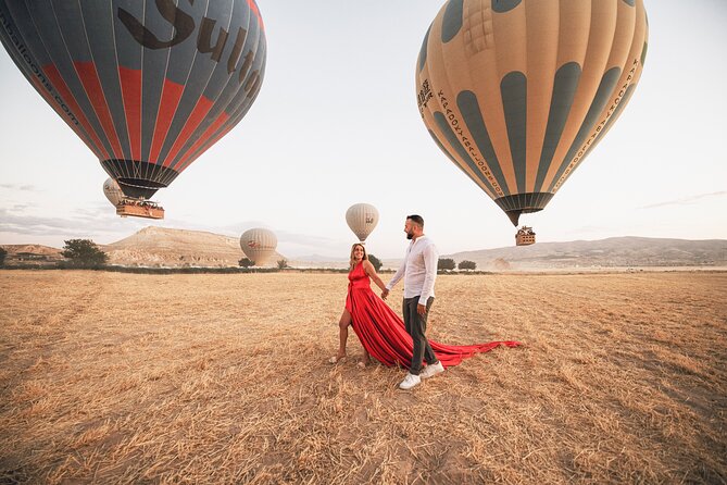 Photoshoot in Cappadocia With Free Flying Dress - Professional Photographer Guidance