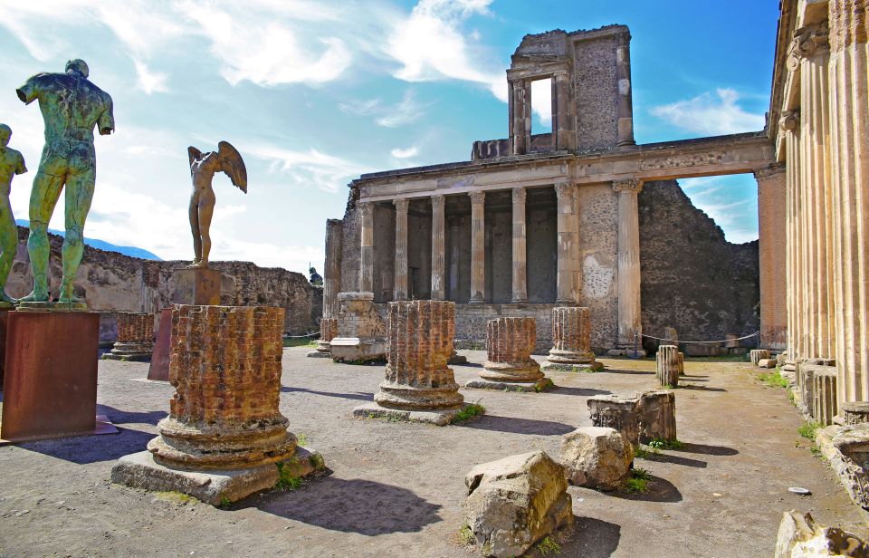 Pompeii: Skip-the-Line Ticket and Virtual Museum - Tips for Visiting Pompeii