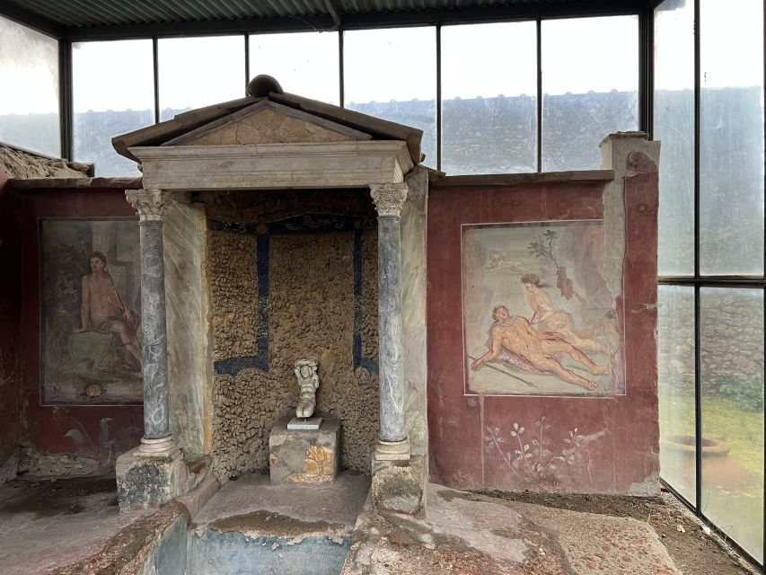 Pompeii: Small-Group Guided Tour With Skip-The-Line Ticket - Highlights of the Experience