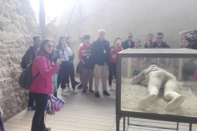 Pompeii With Wine Tasting and Lunch From Naples - Pickup Locations and Details