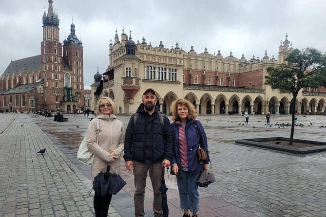 Private Krakow City Tour Old Town and Jewish Quarter in One Day - Booking and Cancellation Policies