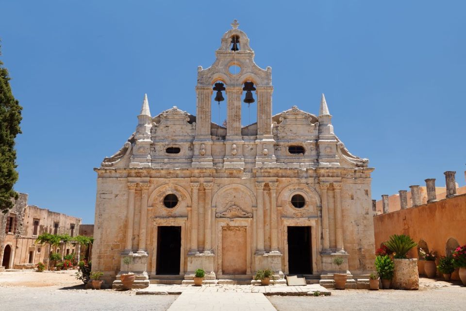 Private Tour to Arkadi and Rethymnon With Minivan - Rethymnons Old Town