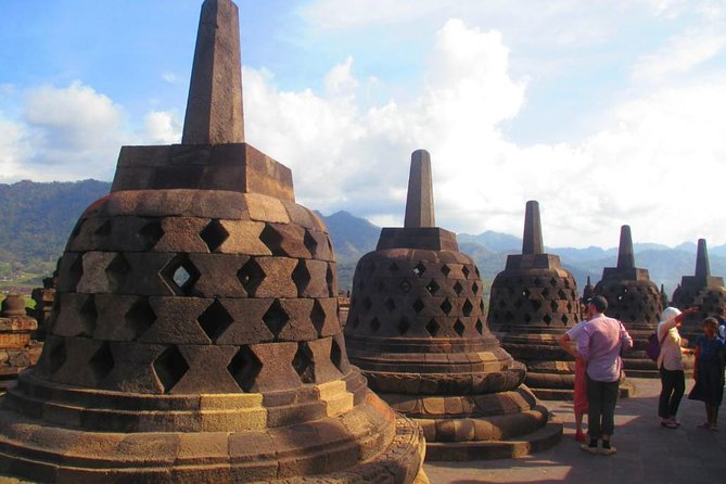 Punthuk Setumbu Sunrise, Borobudur Temple & Merapi Lava Tours - Inclusions and Exclusions