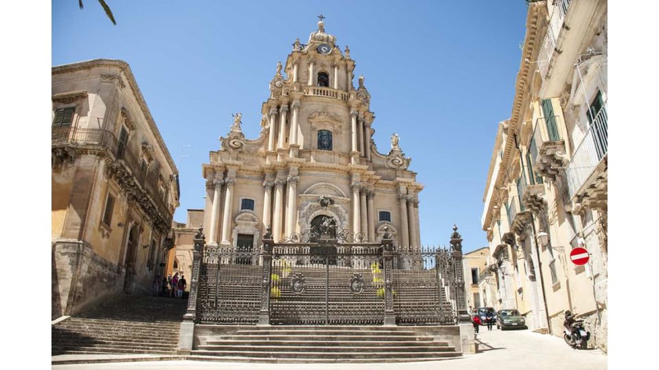 Ragusa Ibla: Guided Tour With Food Tasting - Tour Exclusions