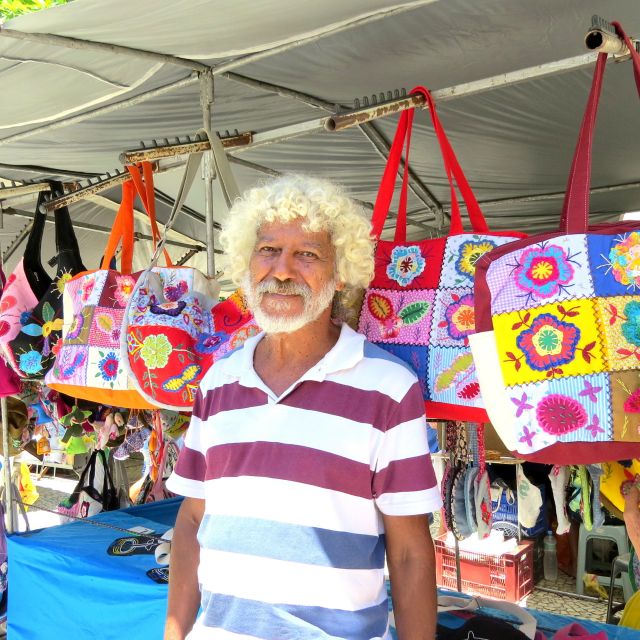 Rio De Janeiro: Hippie Fair Half-Day Walking Tour - Local Artist Engagement