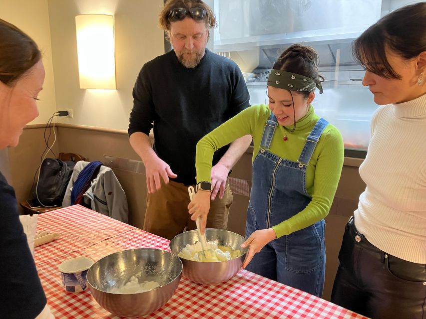 Rome: Cooking Class of Fresh Pasta and Tiramisu Cake - Class Format and Structure