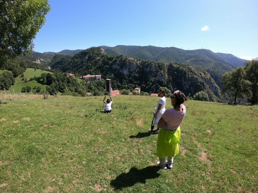 San Sebastián: Hike the Heart of the Basque Country - Mountain Snack