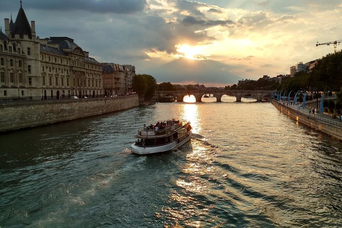 Seine River Cruise & French Crepe Tasting by the Eiffel Tower - Customer Reviews and Feedback