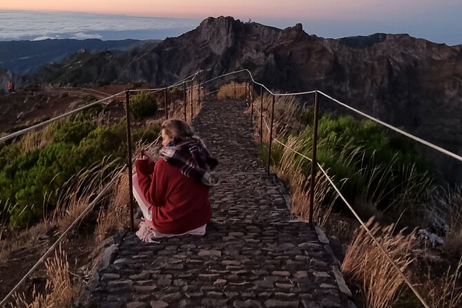 Sunrise in Areeiro Peak Private Tour - Recommendations for Travelers