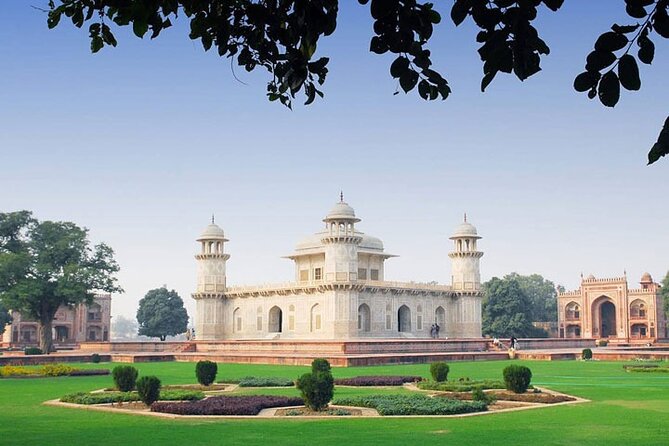 Sunrise Taj Mahal and Agra Private Day Tour From Delhi by Car - Travel Experience