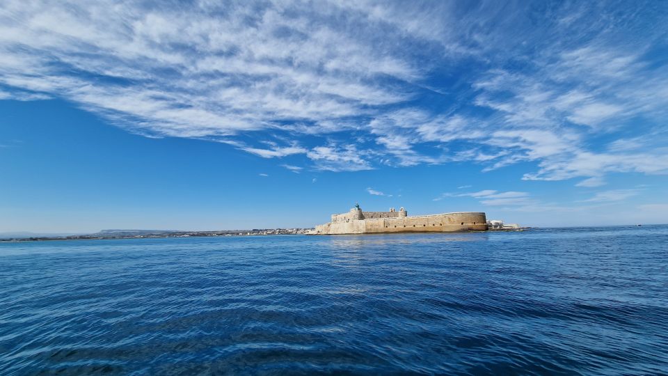 Syracuse: Pillirina, Ortigia, and Sea Caves Tour by Boat - Accessibility Options