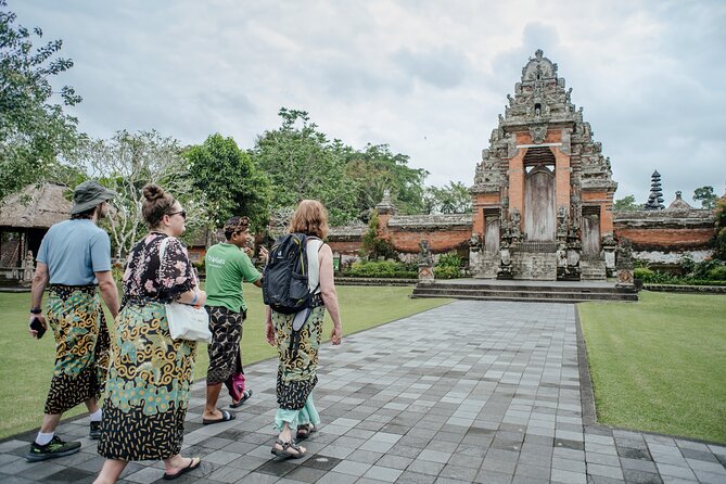 Tanah Lot & UNESCO Heritage Small Group Tour - Customer Reviews and Ratings