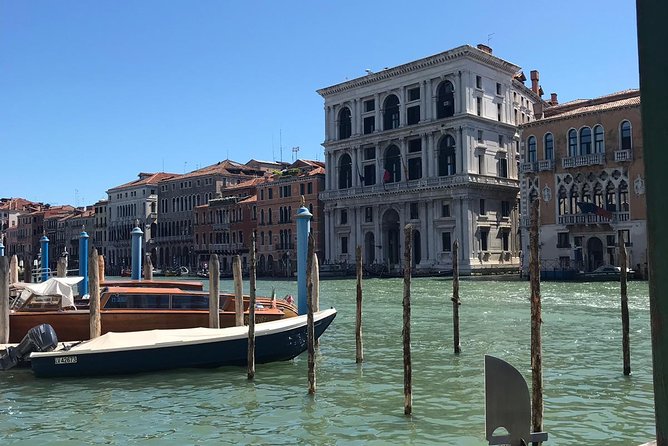 The Essence of Venice in a Stress Free Small Group Walking Tour With a Top Guide - Tour Experience Insights