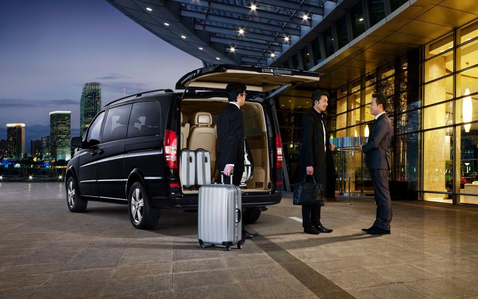 Transfer Rovaniemi - Kiruna by Private Van - Accessibility Features Available