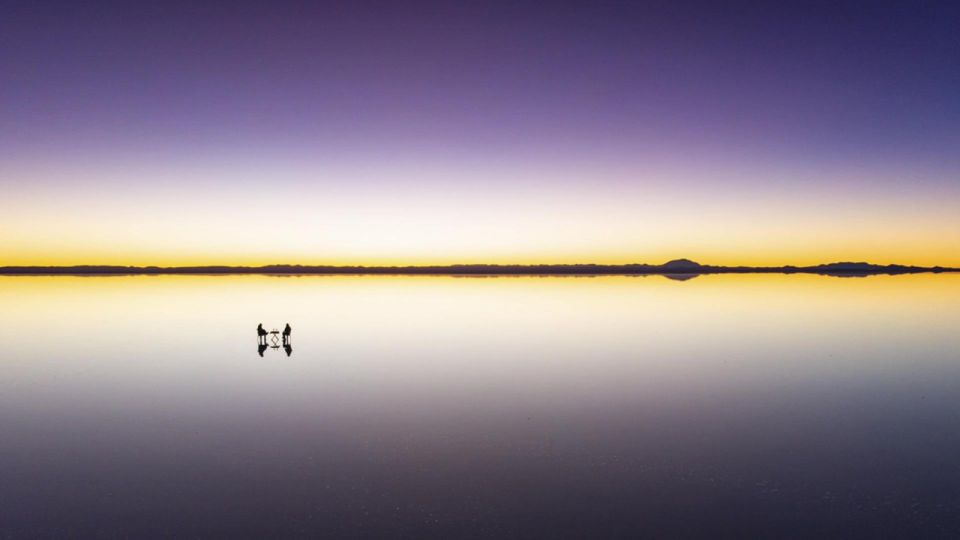 Uyuni Salt Flats 2-Day Tour From La Paz by Flight - Inclusions and Amenities