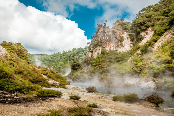 Waimangu Volcanic Discovery Experience Private Tour From Auckland - Exploring Geothermal Wonders