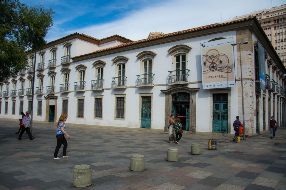 Santa Teresa and Historic Centre With a Photographer