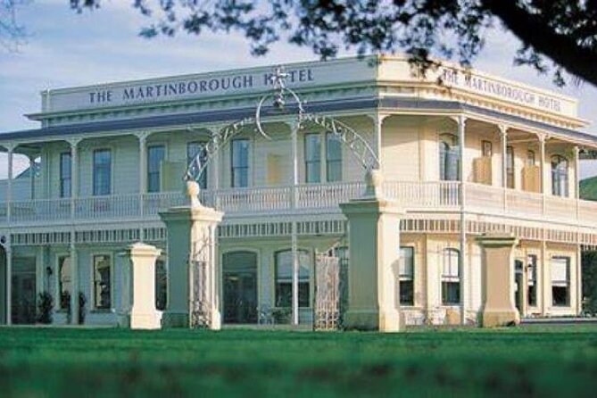 6hr Martinborough Chefs Private Wine Tour ŵ Lunch From Wellington - Accessibility Features