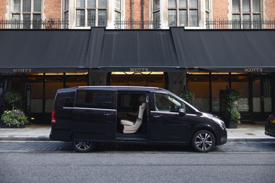 Airport Transfer Heathrow Airport - London/Mercedes V Class - Professional Chauffeurs