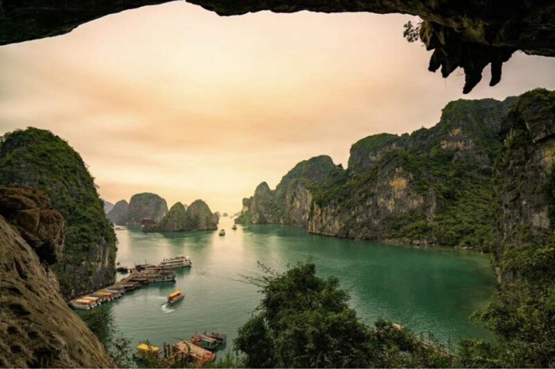 Bai Tu Long Bay Sail Away in 2D1N - Activities and Experiences