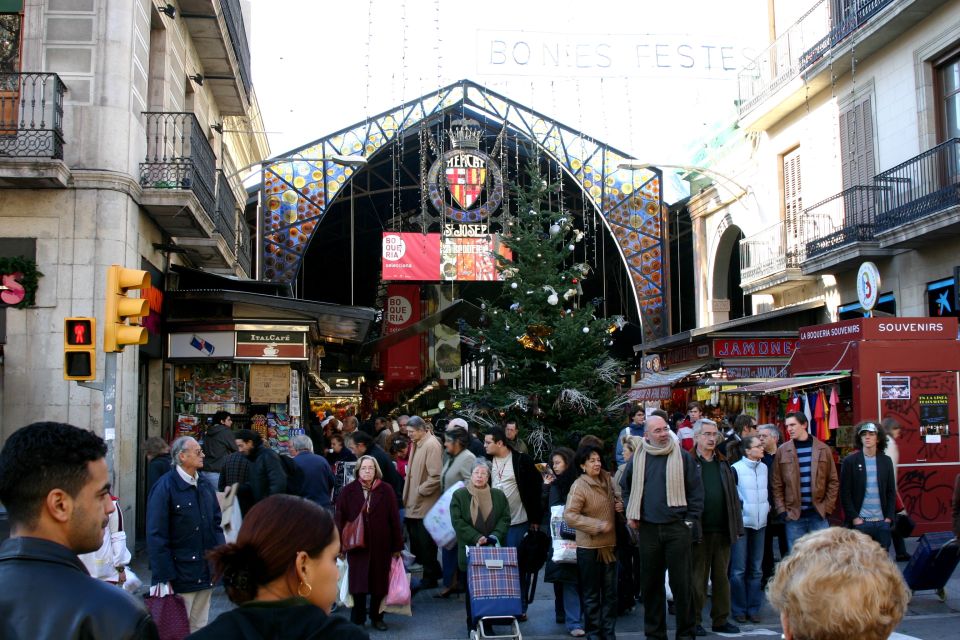 Barcelona: Merry Markets Private Christmas Tour - Preparation and Meeting Information