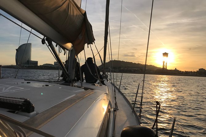 Barcelona Sunset Private Sailing With Light Snacks and Open Bar - Customer Reviews and Feedback