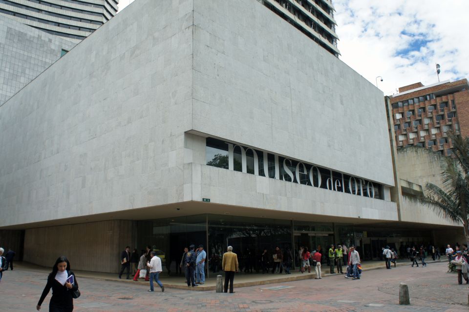 Bogotá: Private Candelaria Walking Tour and Gold Museum - Tips for an Enjoyable Experience