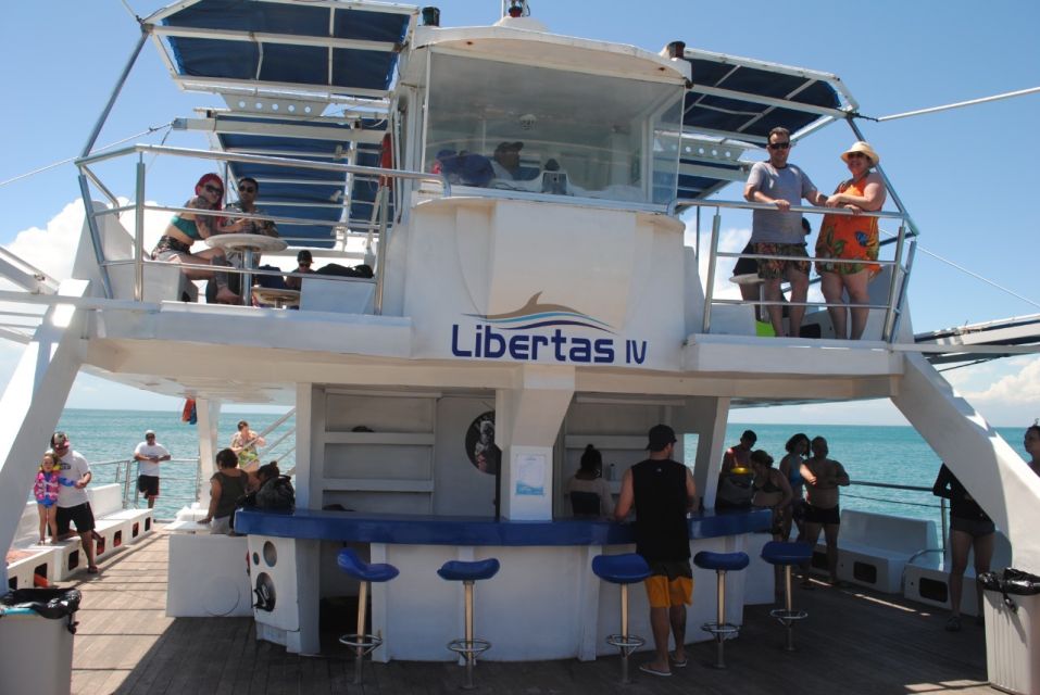 Búzios: Catamaran Boat Tour - Booking Information