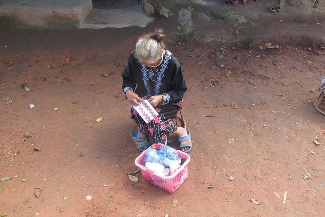 Chiang Mai : Hill Tribe Ways & Evening Chanting at Doi Suthep Temple Small Group - Participant Requirements