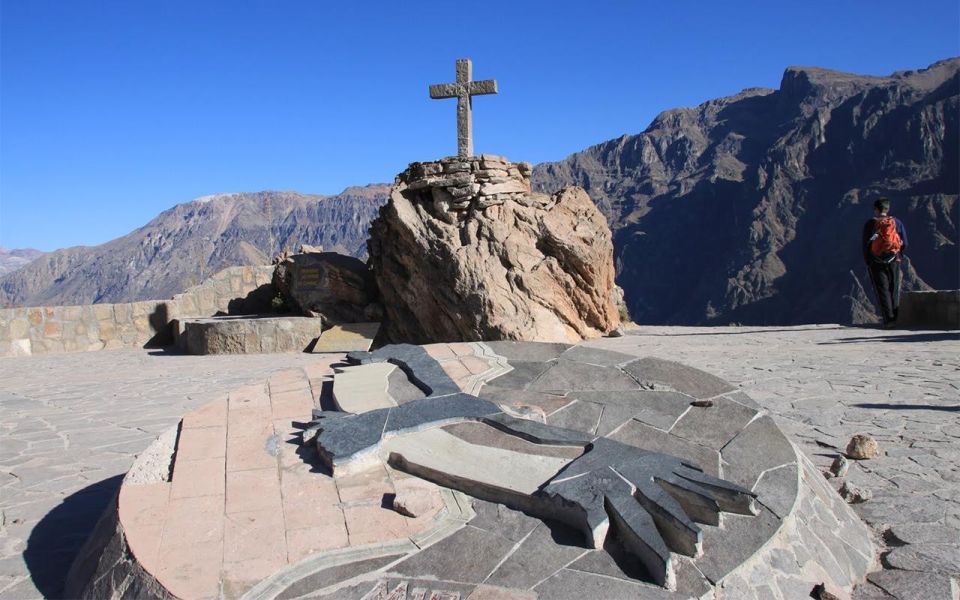 Chivay + the Viewpoint of the Colca Canyon |Condors| - Wildlife Spotting Opportunities