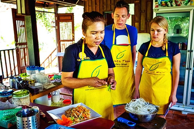 Cooking Class and Market Tour at Lanta Thai Cookery School on Koh Lanta - Reviews From Previous Attendees