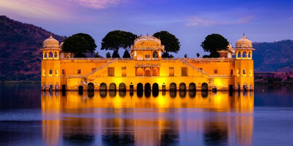 Delightful Jaipur Tour 3 Days & Dinner at Chokhi Dhani - Accommodation Details