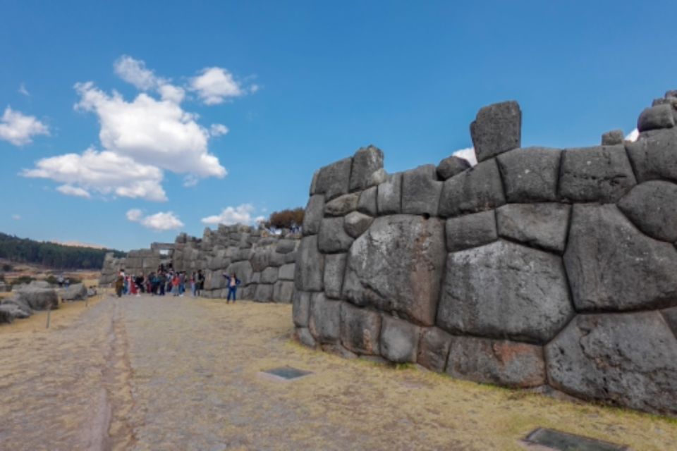 Explore the City of Cusco - Tour Features and Benefits