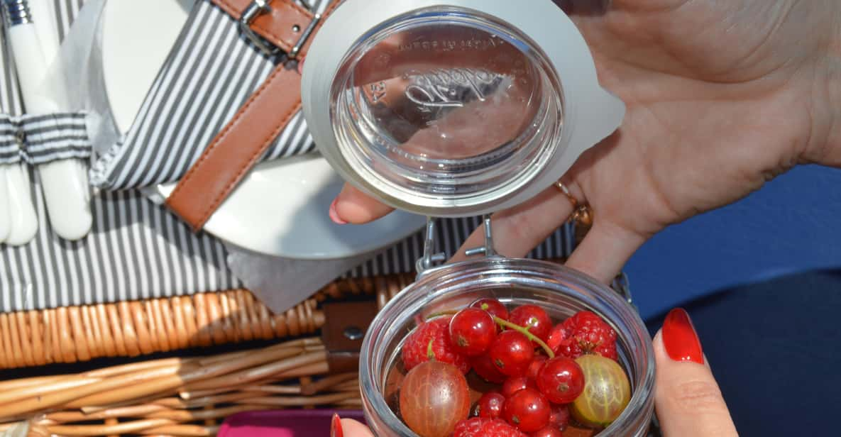 Freischütz Picnic Basket With Local Products - What to Bring