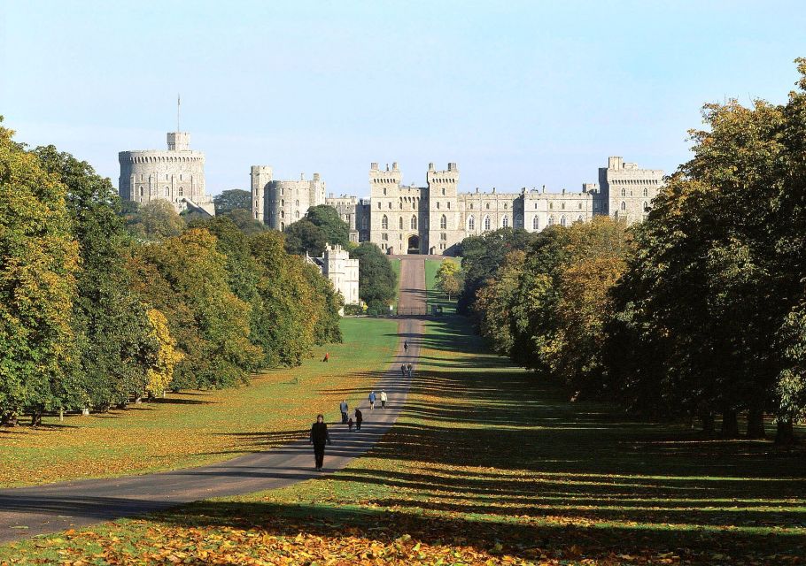 From London: Stonehenge Inner Circle and Windsor Day Trip - Transportation and Comfort