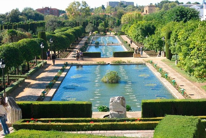 Guided Visit to the Alcazar of the Christian Monarchs With Admission - Cancellation Policy