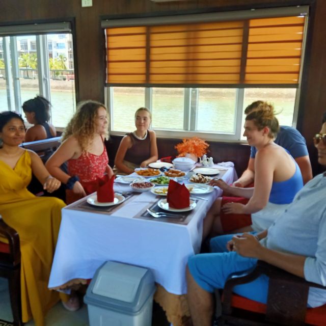 Hanoi: Roundtrip Halong Bay Islands, Caves, Kayaking & Lunch - Booking Information
