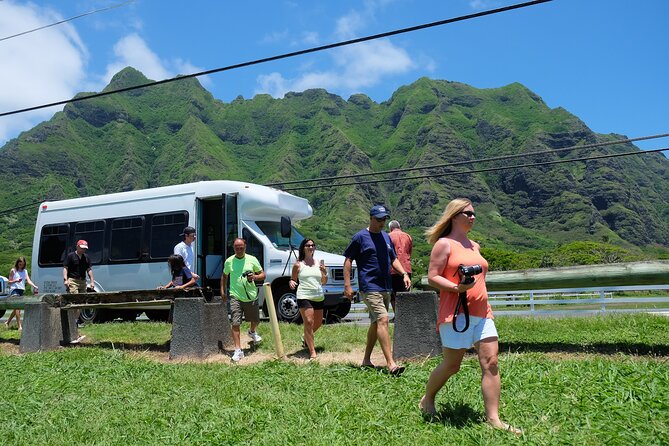 Hidden Gems of Oahu Circle Island Tour With Byodo in Temple - Common Concerns and Critiques