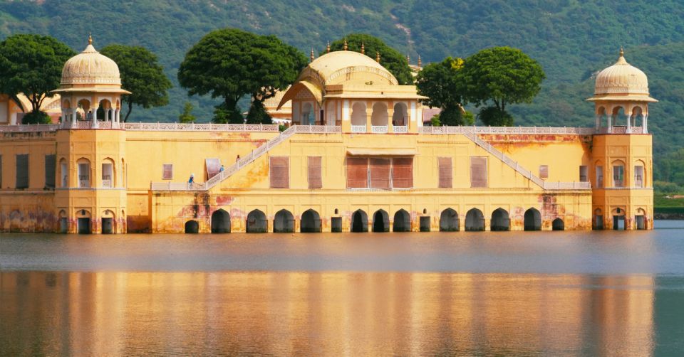 Jaipur: Private City Tour With Optional Buffet and Tickets - Important Information for Travelers