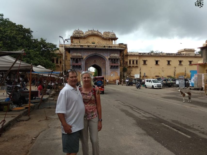 Jaipur- Private Heritage Walking Tour - Local Markets and Crafts