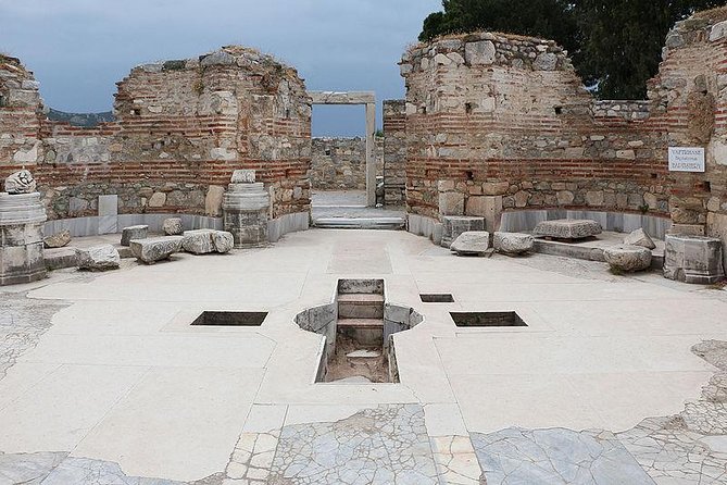 Kusadasi Shore Excursion: Private Tour to Ephesus Including Basilica of St John and Temple of Artemis - Temple of Artemis